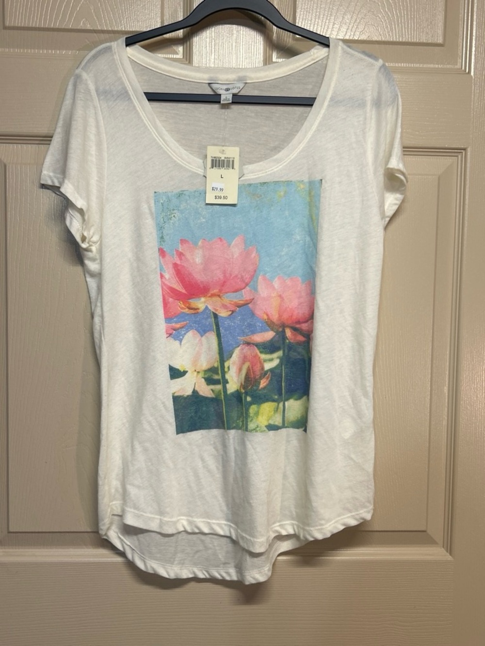 White Lotus Graphic Scoop Neck Tee by Liz Claiborne